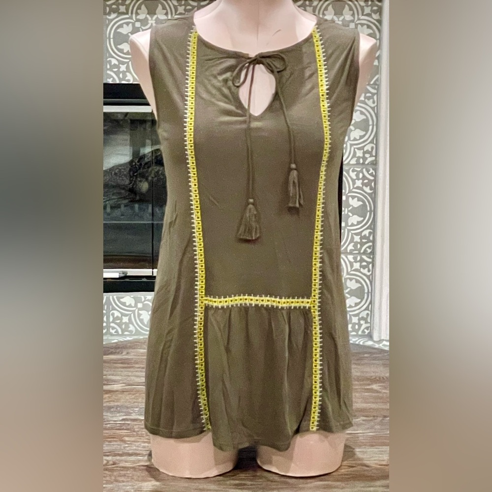 LOFT Olive Green Sleeveless Peplum Top w/Tassel Tie & Yellow Trim - XL - EUC